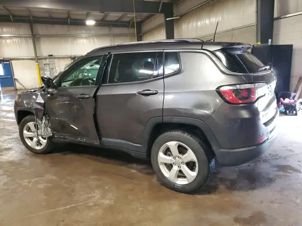3C4NJDBB4KT673422 2019 JEEP COMPASS - Image 2