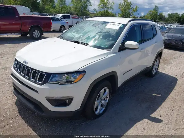 3C4NJDBB4KT674781 2019 JEEP COMPASS - Image 2