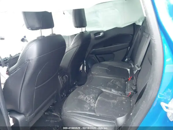 3C4NJDBB4KT682525 2019 JEEP COMPASS - Image 8