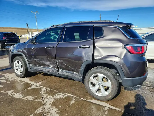 3C4NJDBB4KT689829 2019 JEEP COMPASS - Image 2