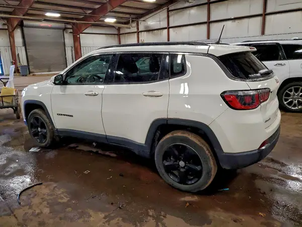3C4NJDBB4KT690639 2019 JEEP COMPASS - Image 2