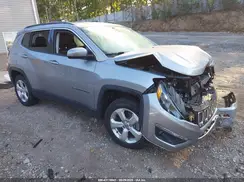 3C4NJDBB4KT704409 2019 JEEP COMPASS
