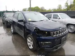 3C4NJDBB4KT734218 2019 JEEP COMPASS