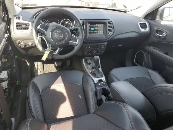 3C4NJDBB4KT735014 2019 JEEP COMPASS - Image 8