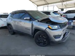 3C4NJDBB4KT754484 2019 JEEP COMPASS