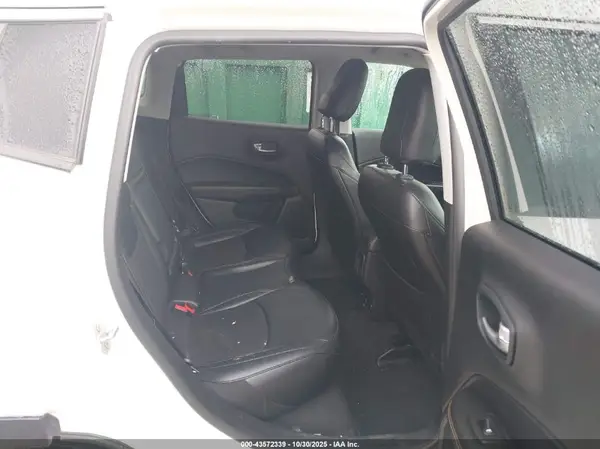 3C4NJDBB4KT761015 2019 JEEP COMPASS - Image 8