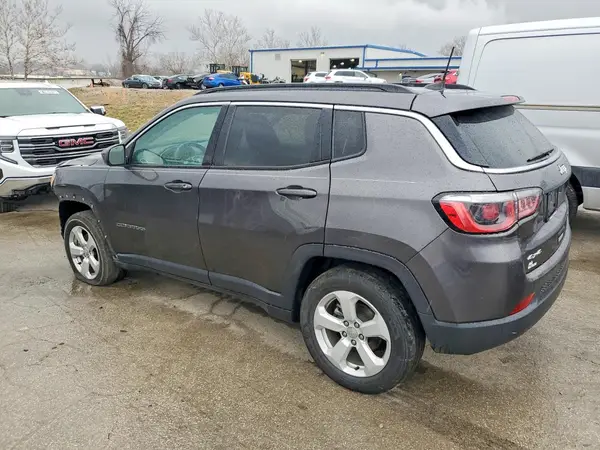 3C4NJDBB4KT767820 2019 JEEP COMPASS - Image 2