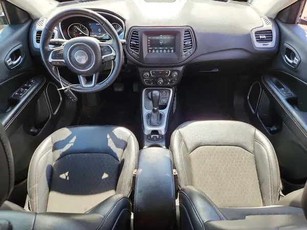 3C4NJDBB4KT772323 2019 JEEP COMPASS - Image 8