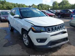 3C4NJDBB4KT803084 2019 JEEP COMPASS