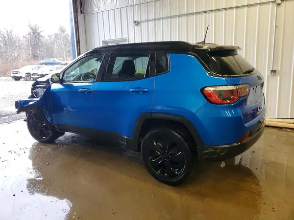 3C4NJDBB4KT806907 2019 JEEP COMPASS - Image 2