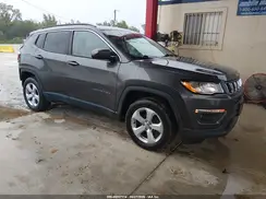 3C4NJDBB4KT807183 2019 JEEP COMPASS