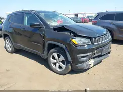 3C4NJDBB4KT807362 2019 JEEP COMPASS