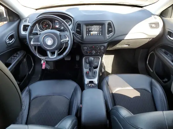 3C4NJDBB4KT812545 2019 JEEP COMPASS - Image 8