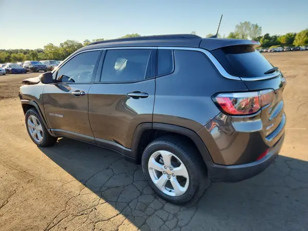 3C4NJDBB4KT813159 2019 JEEP COMPASS - Image 2