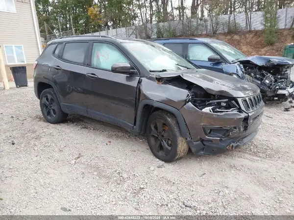 3C4NJDBB4KT813453 2019 JEEP COMPASS - Image 1