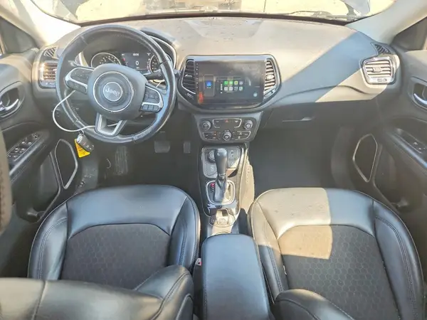 3C4NJDBB4KT827787 2019 JEEP COMPASS - Image 8