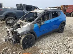 3C4NJDBB4KT829037 2019 JEEP COMPASS
