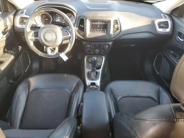 3C4NJDBB4KT839647 2019 JEEP COMPASS - Image 8