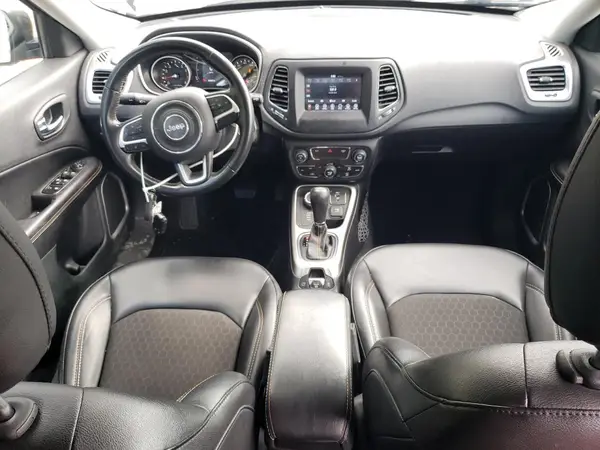3C4NJDBB4KT849935 2019 JEEP COMPASS - Image 8