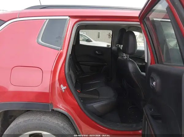 3C4NJDBB4KT849997 2019 JEEP COMPASS - Image 8