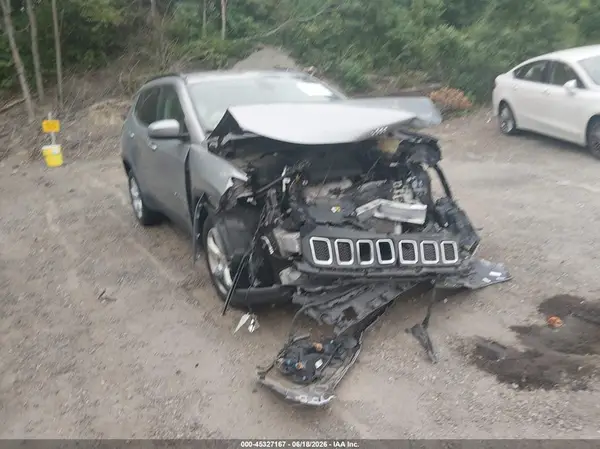 3C4NJDBB4KT850681 2019 JEEP COMPASS - Image 1