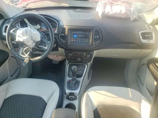 3C4NJDBB4LT104314 2020 JEEP COMPASS - Image 8