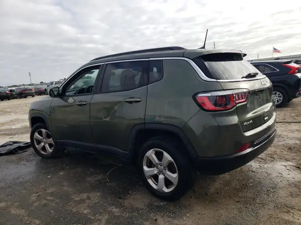 3C4NJDBB4LT112364 2020 JEEP COMPASS - Image 2