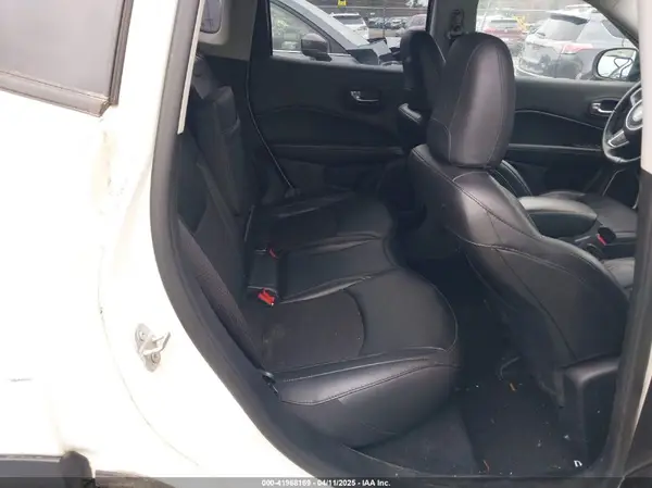 3C4NJDBB4LT127947 2020 JEEP COMPASS - Image 8