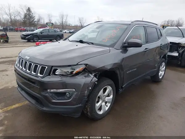 3C4NJDBB4LT134302 2020 JEEP COMPASS - Image 2