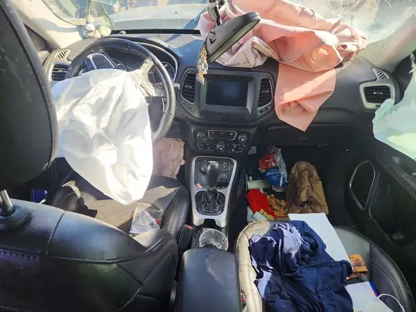 3C4NJDBB4LT147051 2020 JEEP COMPASS - Image 8