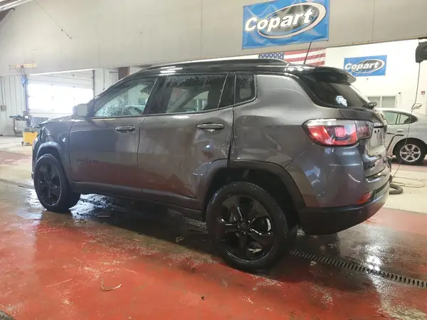 3C4NJDBB4LT204204 2020 JEEP COMPASS - Image 2