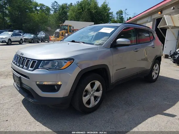 3C4NJDBB4LT205000 2020 JEEP COMPASS - Image 2