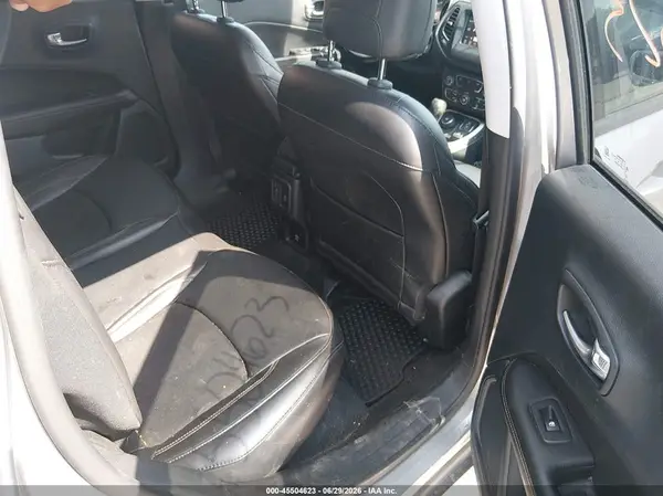 3C4NJDBB4LT205000 2020 JEEP COMPASS - Image 8