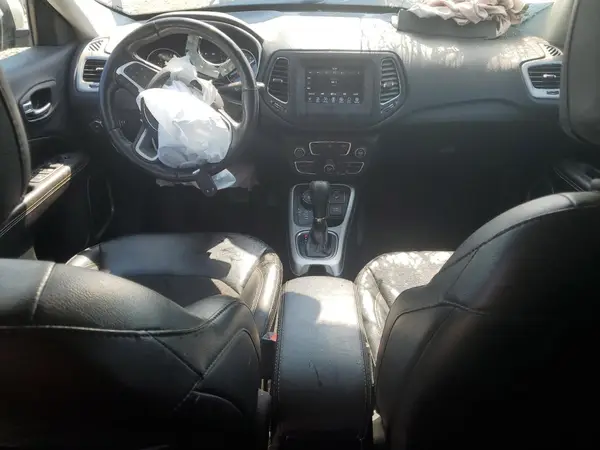 3C4NJDBB4LT225330 2020 JEEP COMPASS - Image 8