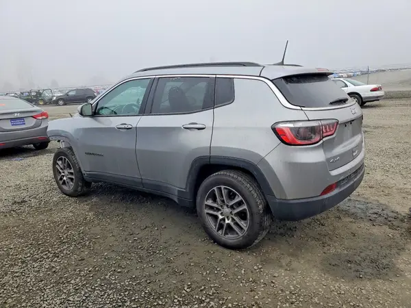 3C4NJDBB4LT255069 2020 JEEP COMPASS - Image 2