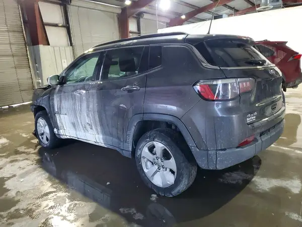3C4NJDBB4LT256173 2020 JEEP COMPASS - Image 2