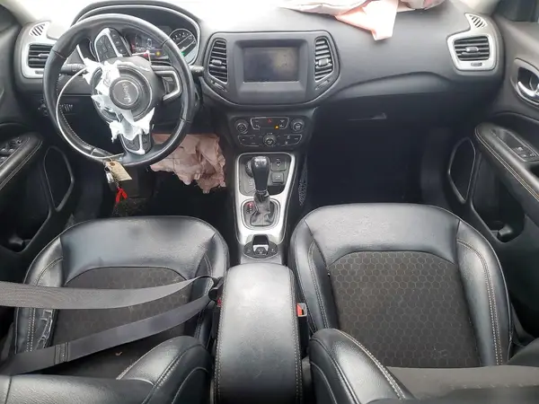 3C4NJDBB4LT258537 2020 JEEP COMPASS - Image 8