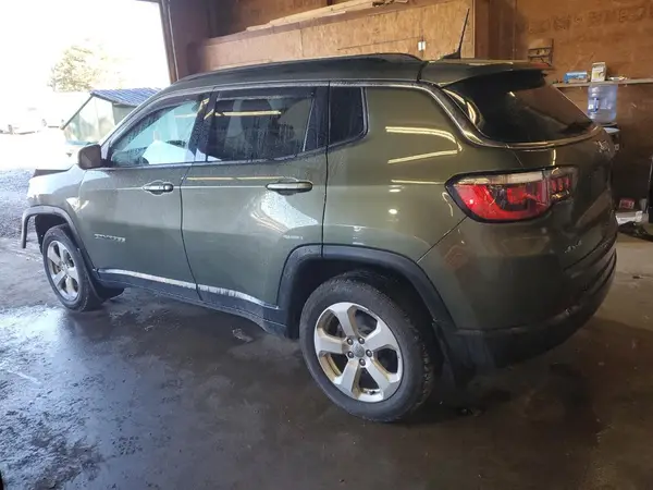 3C4NJDBB4MT530098 2021 JEEP COMPASS - Image 2