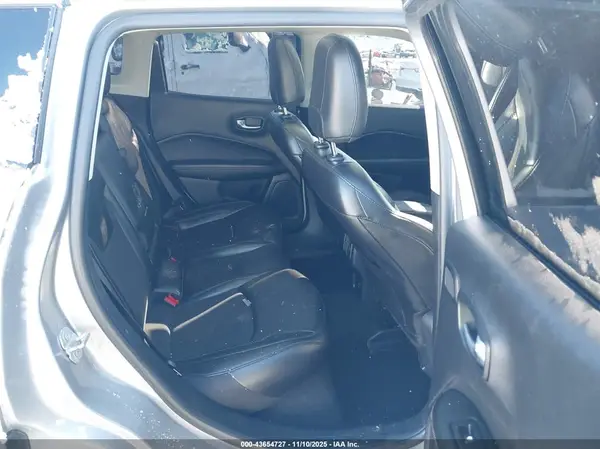 3C4NJDBB4MT548018 2021 JEEP COMPASS - Image 8