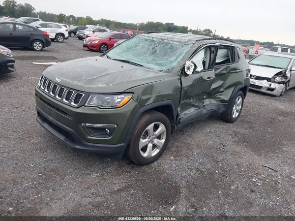3C4NJDBB4MT557883 2021 JEEP COMPASS - Image 2