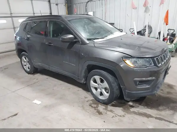 3C4NJDBB4MT562355 2021 JEEP COMPASS - Image 1