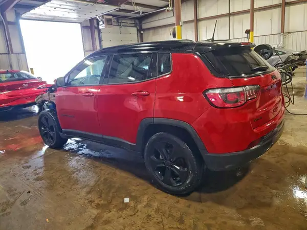 3C4NJDBB4MT586011 2021 JEEP COMPASS - Image 2