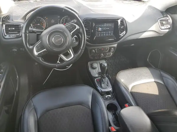 3C4NJDBB4MT586834 2021 JEEP COMPASS - Image 8
