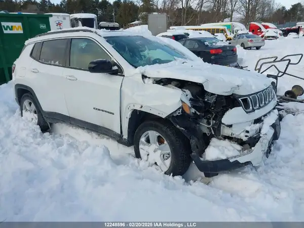 3C4NJDBB4NT104252 2022 JEEP COMPASS - Image 1