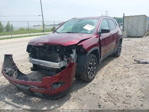 3C4NJDBB4NT116787 2022 JEEP COMPASS - Image 2