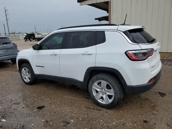 3C4NJDBB4NT118720 2022 JEEP COMPASS - Image 2