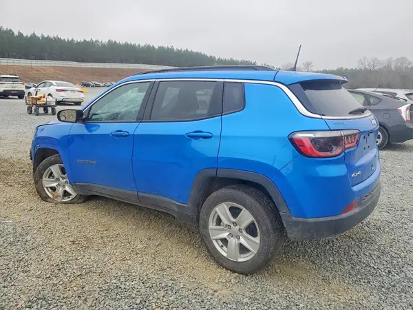 3C4NJDBB4NT123299 2022 JEEP COMPASS - Image 2