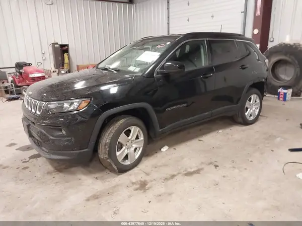 3C4NJDBB4NT135016 2022 JEEP COMPASS - Image 2