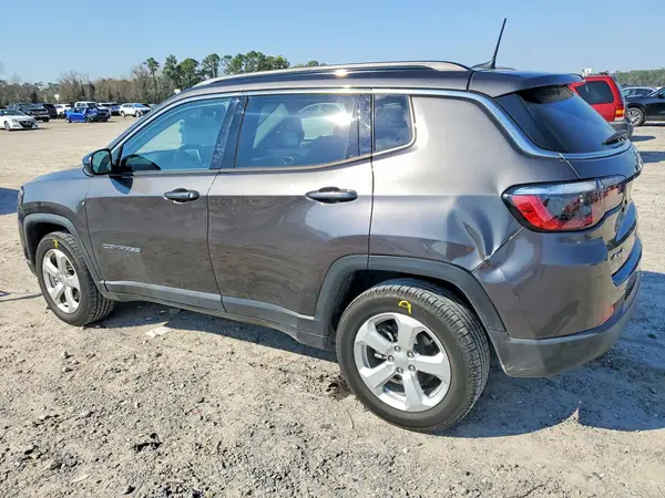 3C4NJDBB4NT136487 2022 JEEP COMPASS - Image 2