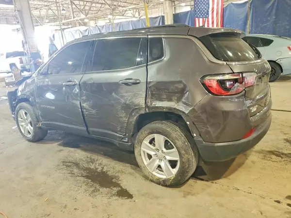 3C4NJDBB4NT154617 2022 JEEP COMPASS - Image 2
